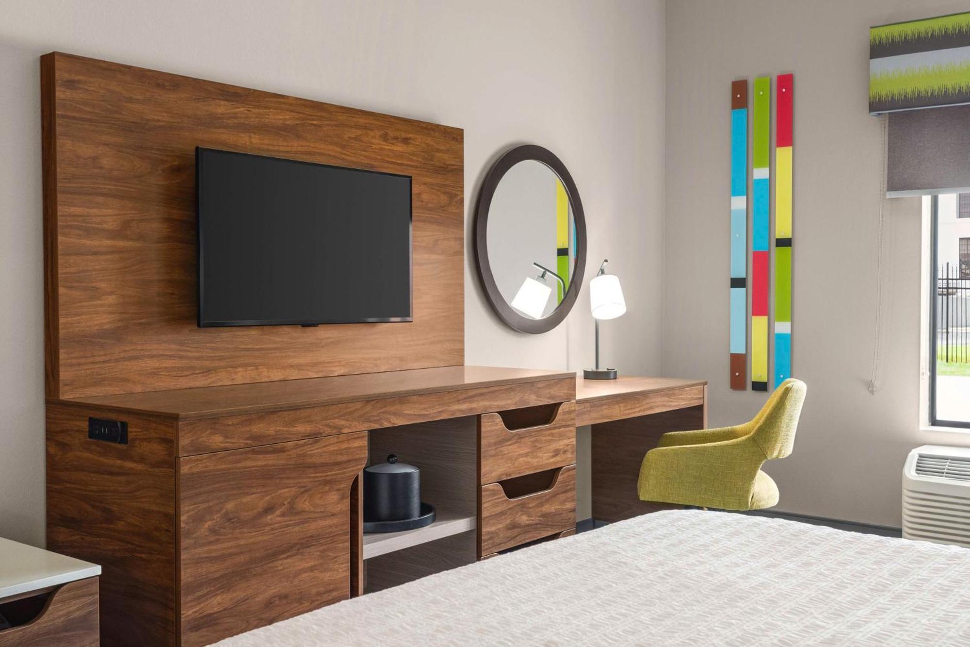 Hotel Hampton &