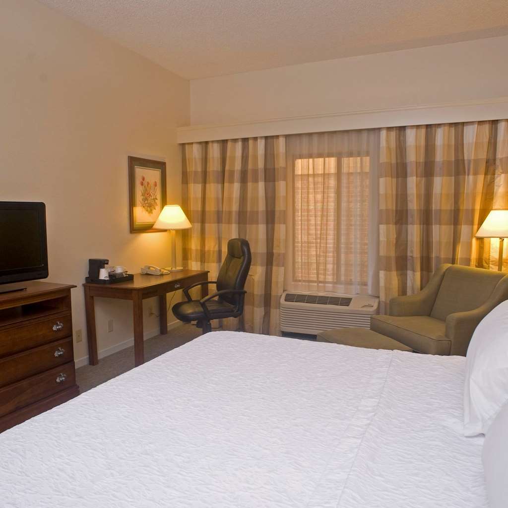 Hotel Hampton &